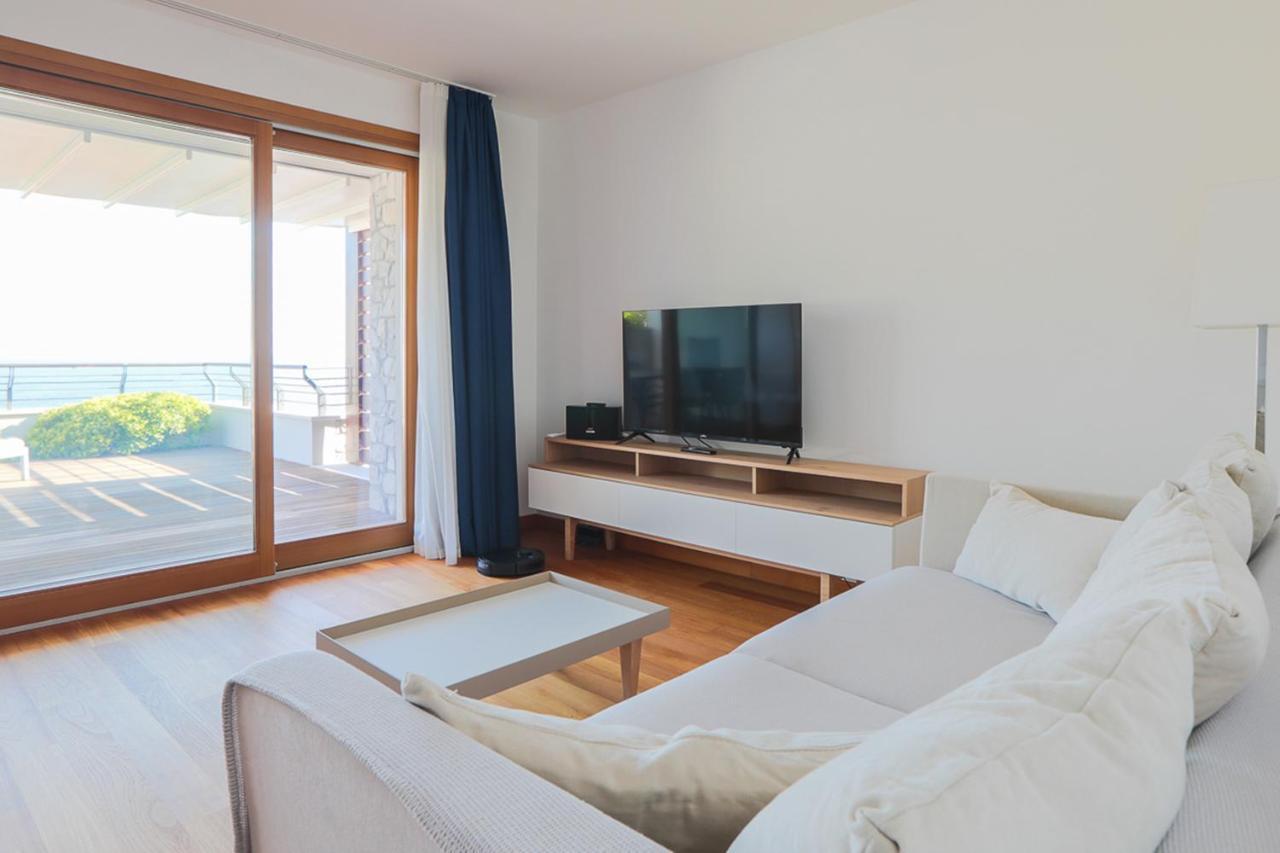 Portopiccolo Avolare Apartments In Panoramic Terrasses - Beach Included Сістьяна Екстер'єр фото