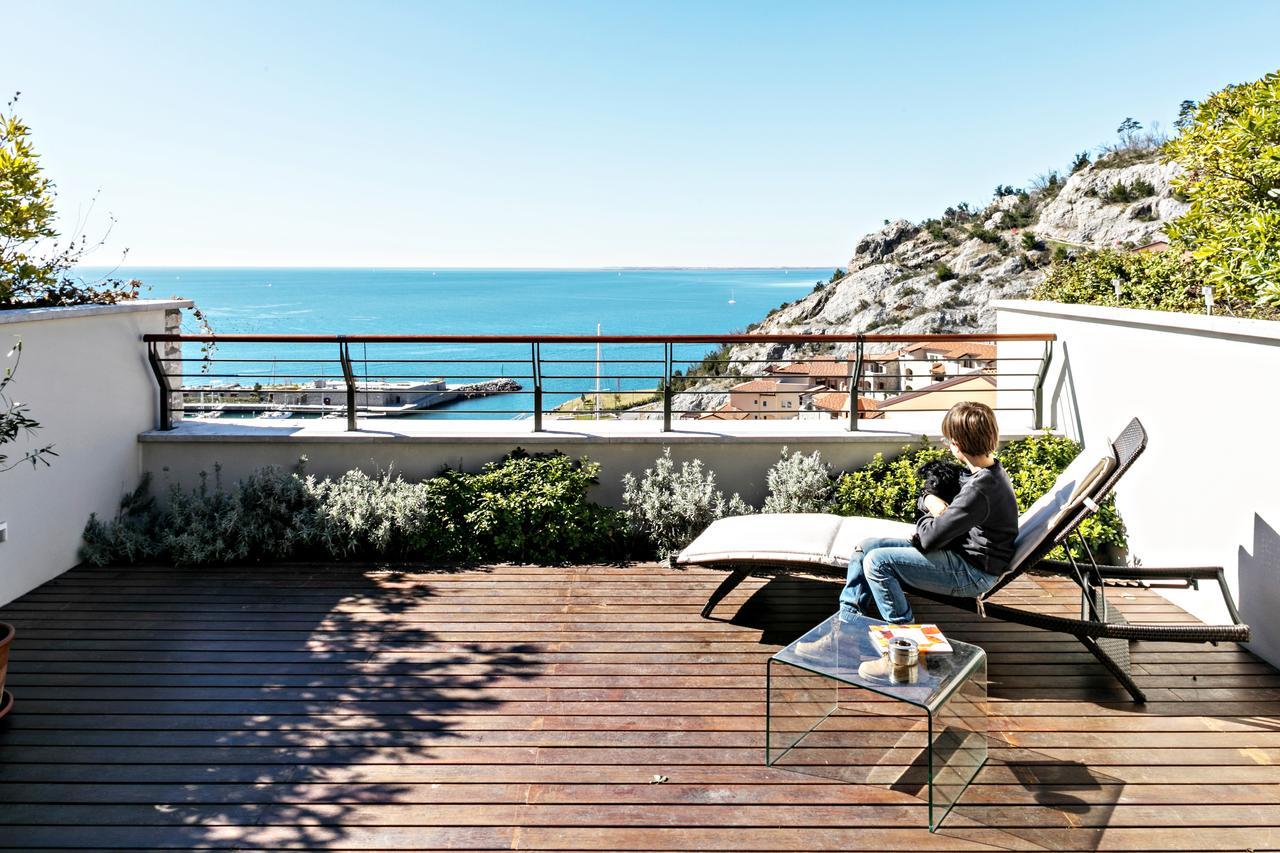 Portopiccolo Avolare Apartments In Panoramic Terrasses - Beach Included Сістьяна Екстер'єр фото