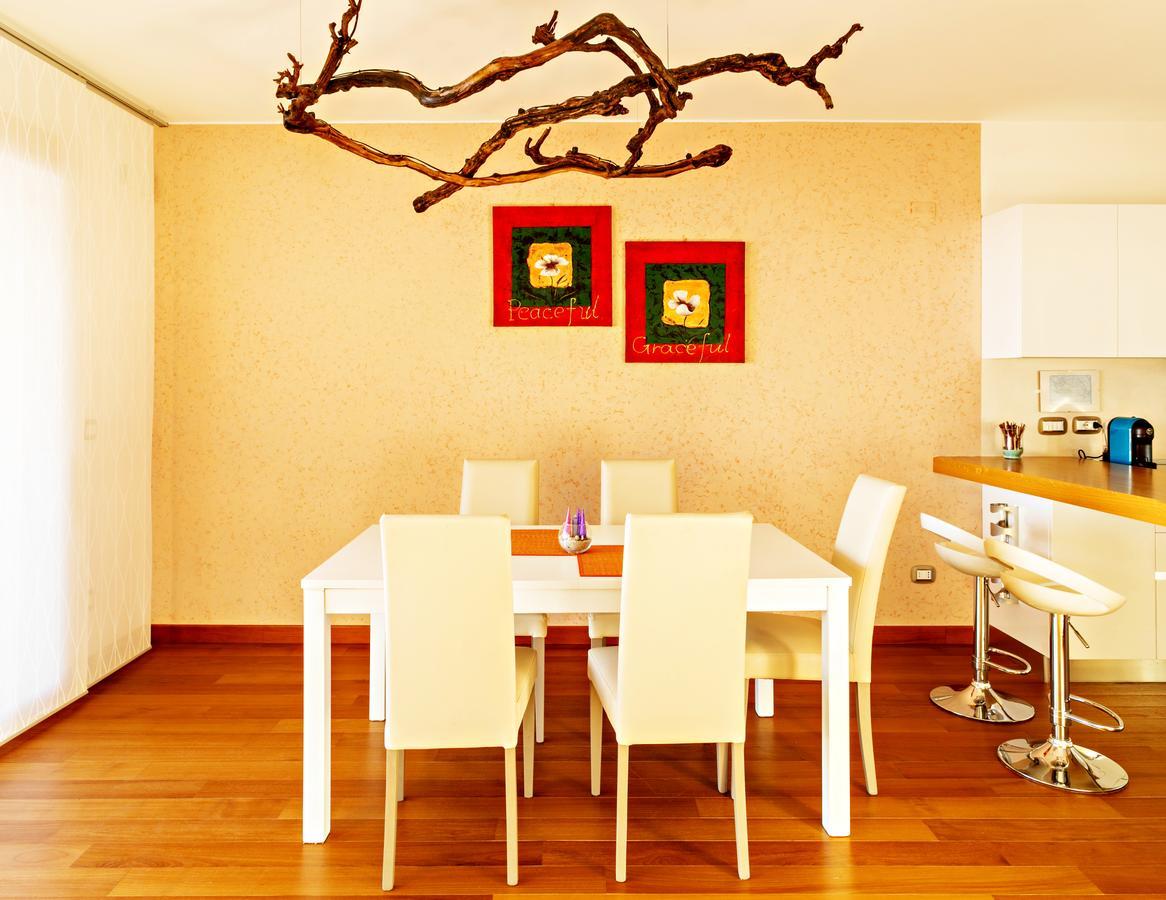 Portopiccolo Avolare Apartments In Panoramic Terrasses - Beach Included Сістьяна Екстер'єр фото